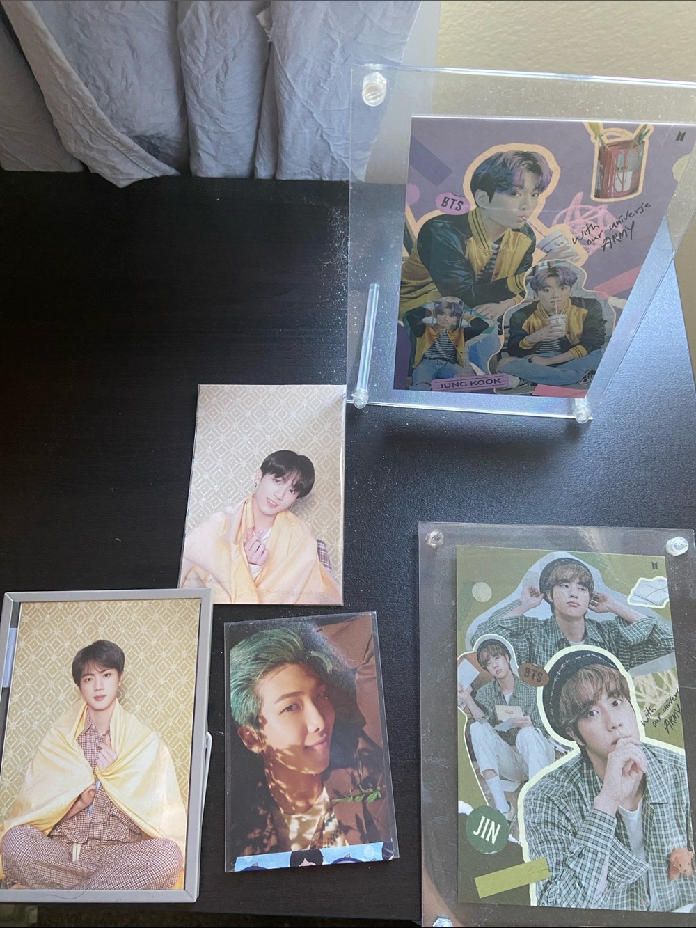 K-pop Photocard Bundle
